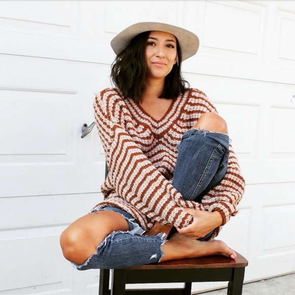 🚨//Pumpkin Patch Collection// Over sized Sweater - Picture 3 of 8